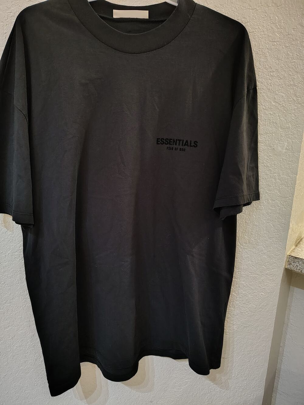 Fear of God Essentials Logo Tee - Stretch Limo Black Size2XL